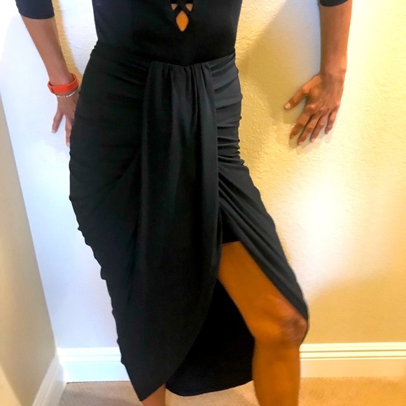 Sexy Navy long dress with criss cross front - Picture 5 of 8